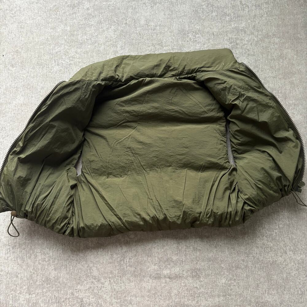 Green Cropped Puffer Vest - Picture 4 of 5